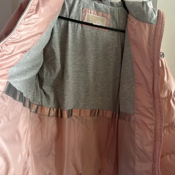 Michael Kors pink Hooded Puffer jacket Girls 14
